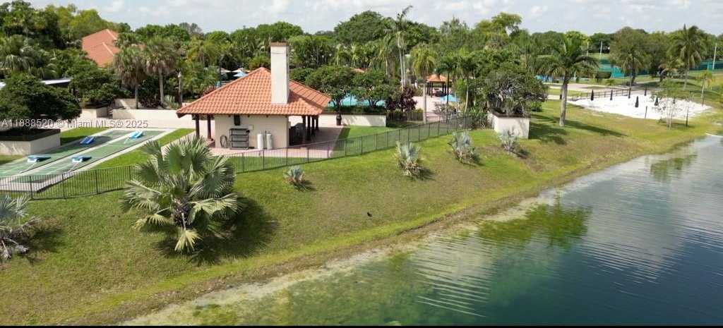 Small Image of 11116 SOUTH WEST 134TH PL, Miami Number 35