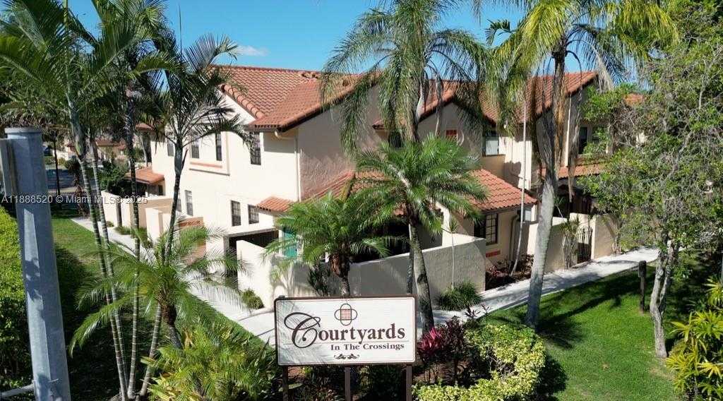 Small Image of 11116 SOUTH WEST 134TH PL, Miami Number 37