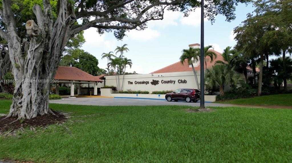 Small Image of 11116 SOUTH WEST 134TH PL, Miami Number 39