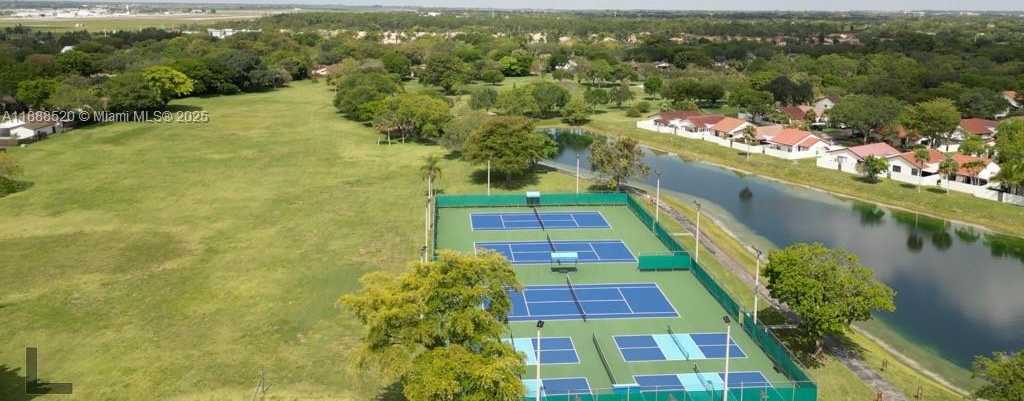 Small Image of 11116 SOUTH WEST 134TH PL, Miami Number 42