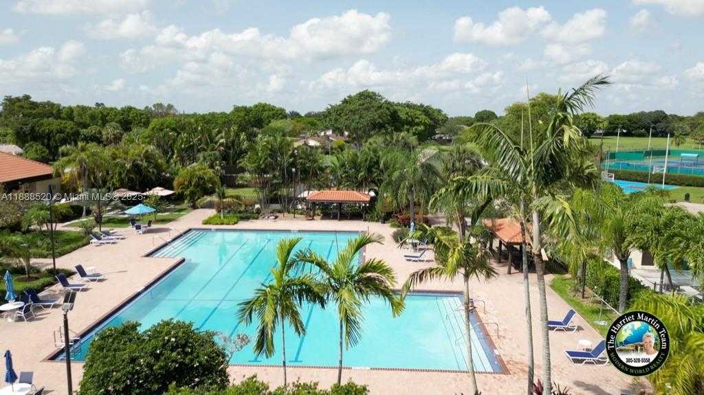 Small Image of 11116 SOUTH WEST 134TH PL, Miami Number 45