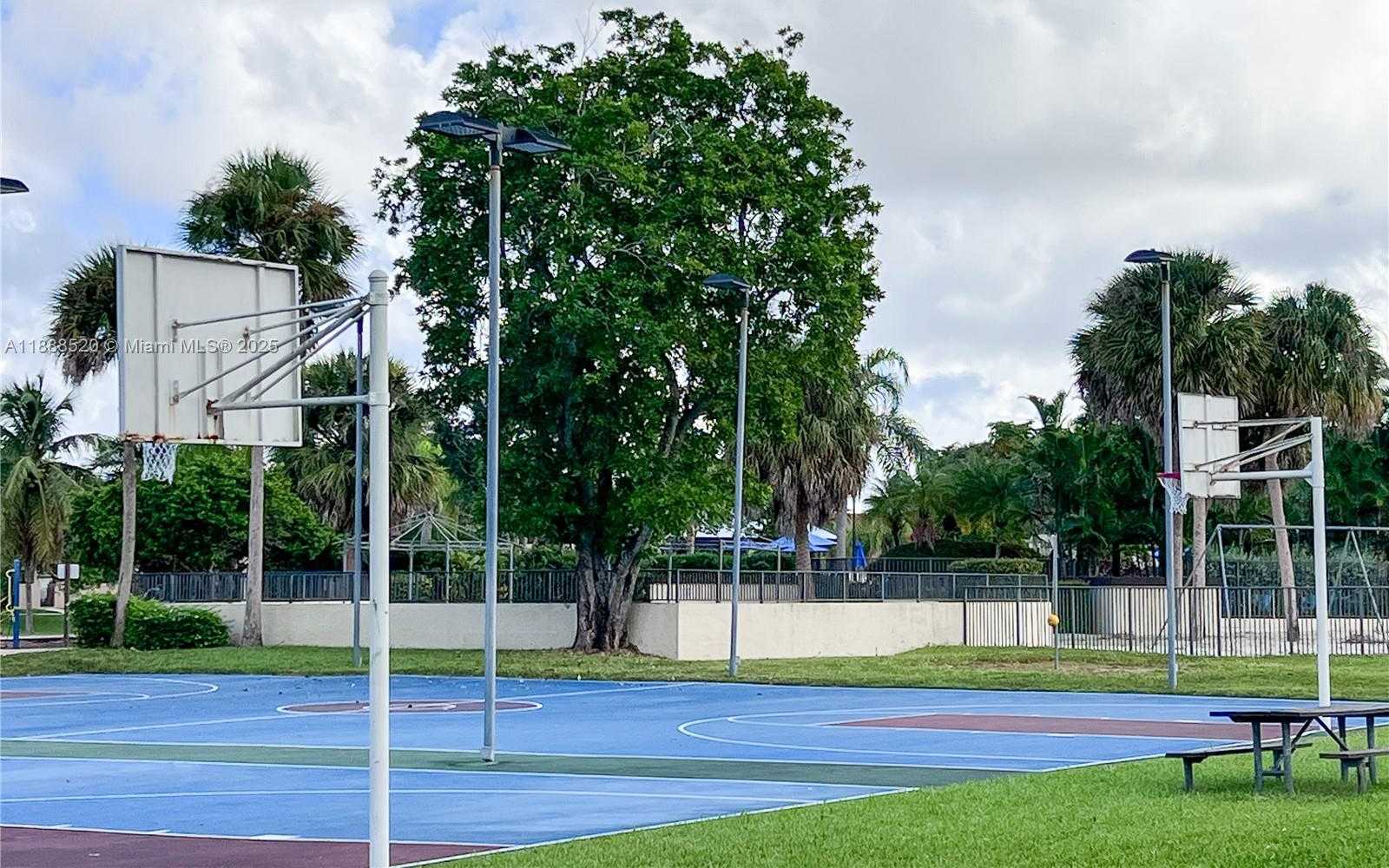 Small Image of 11116 SOUTH WEST 134TH PL, Miami Number 58