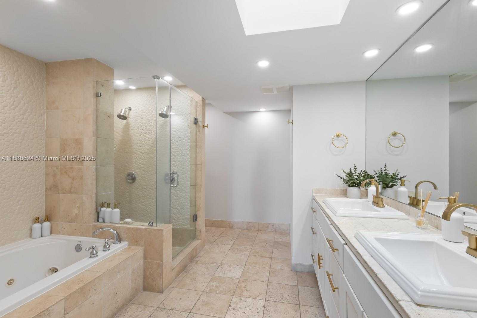 Small Image of 141 CRANDON BLVD #446, Key Biscayne Number 13