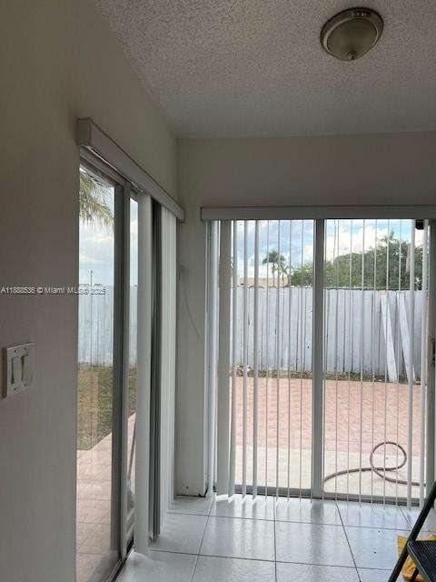 Small Image of 15125 SOUTH WEST 138TH TER, Miami Number 10