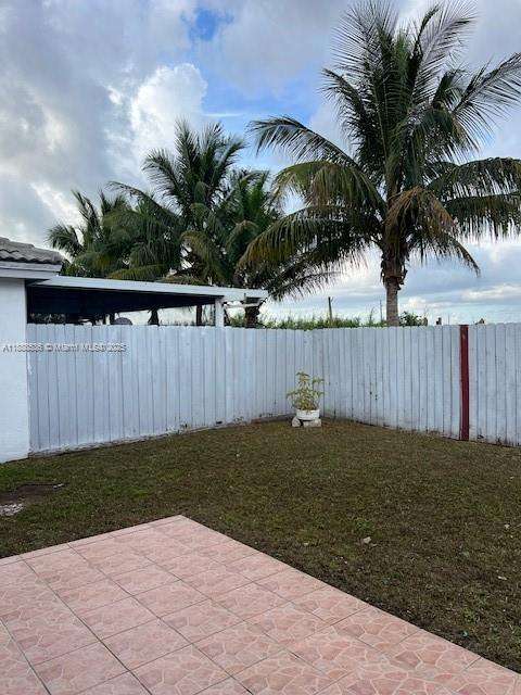 Small Image of 15125 SOUTH WEST 138TH TER, Miami Number 12