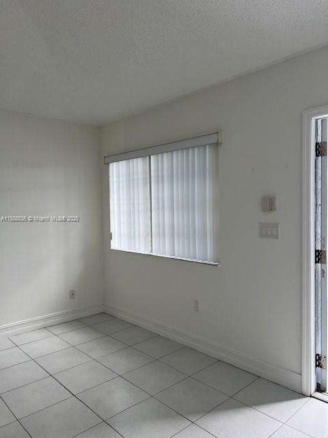 Small Image of 15125 SOUTH WEST 138TH TER, Miami Number 3