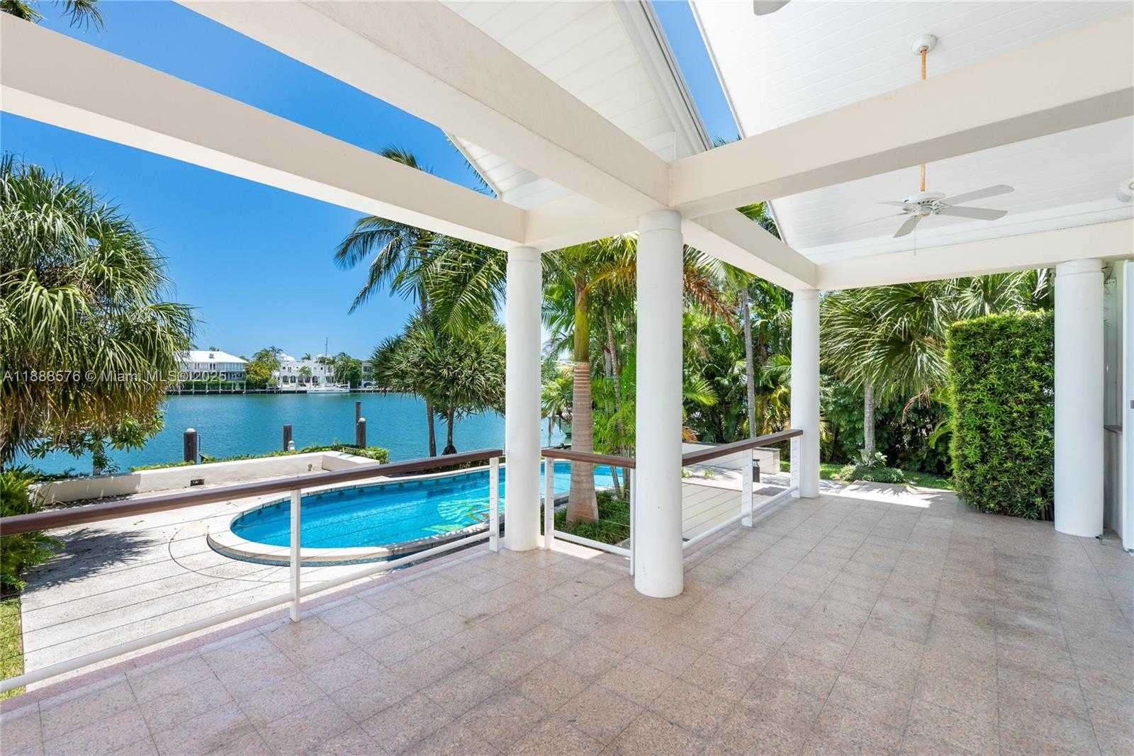 Small Image of 621 NORTH MASHTA DRIVE, Key Biscayne Number 9