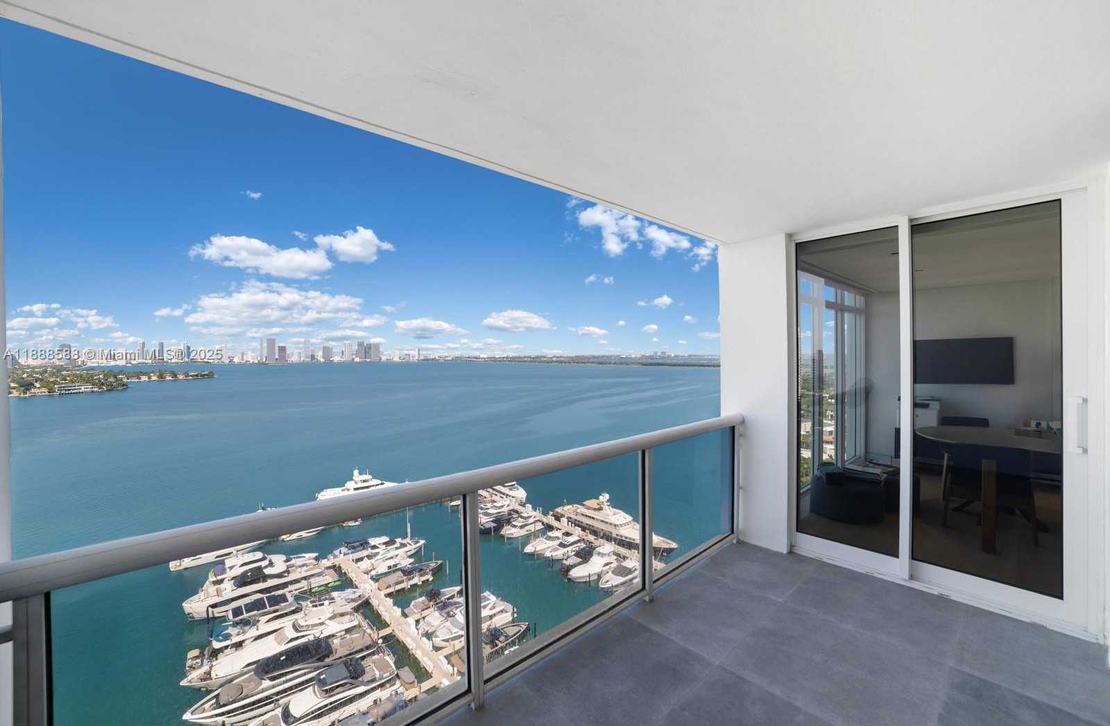 Small Image of 1900 SUNSET HARBOUR DR 2102/4 DR #2102/04/06, Miami Beach Number 27
