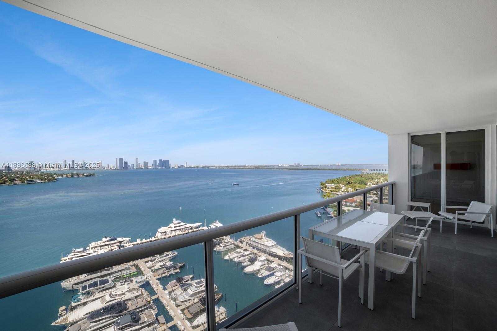 Small Image of 1900 SUNSET HARBOUR DR 2102/4 DR #2102/04/06, Miami Beach Number 31