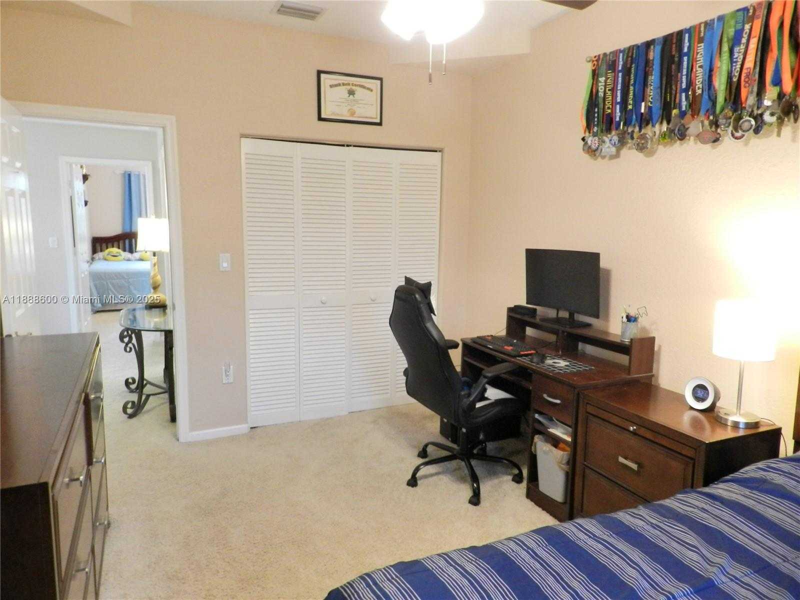 Small Image of 210 LA COSTA CT, Weston Number 26