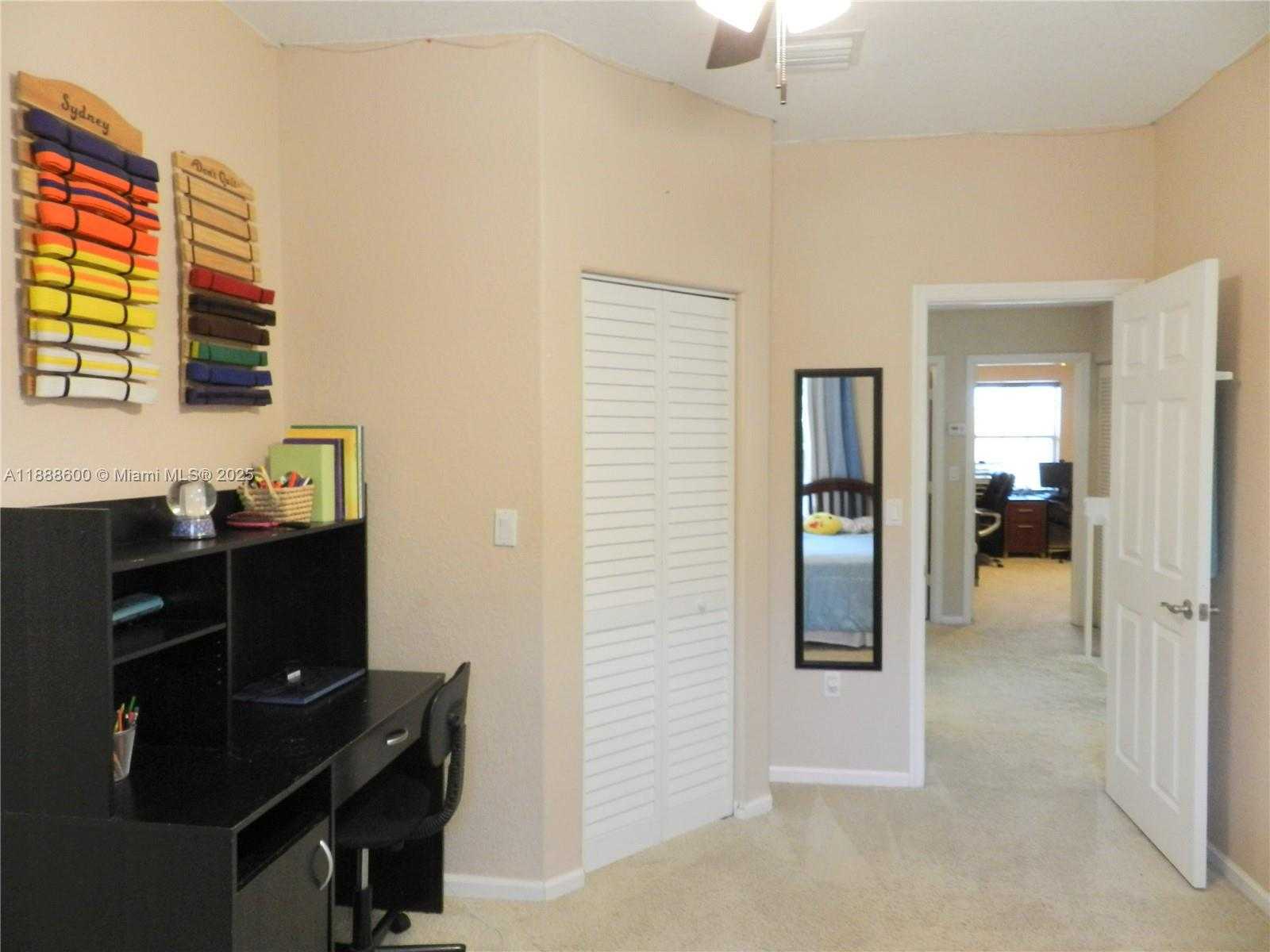 Small Image of 210 LA COSTA CT, Weston Number 28