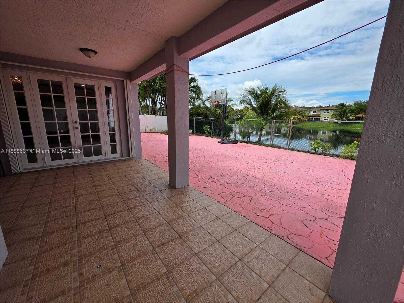 Small Image of 14843 SOUTH WEST 24TH ST, Miami Number 21