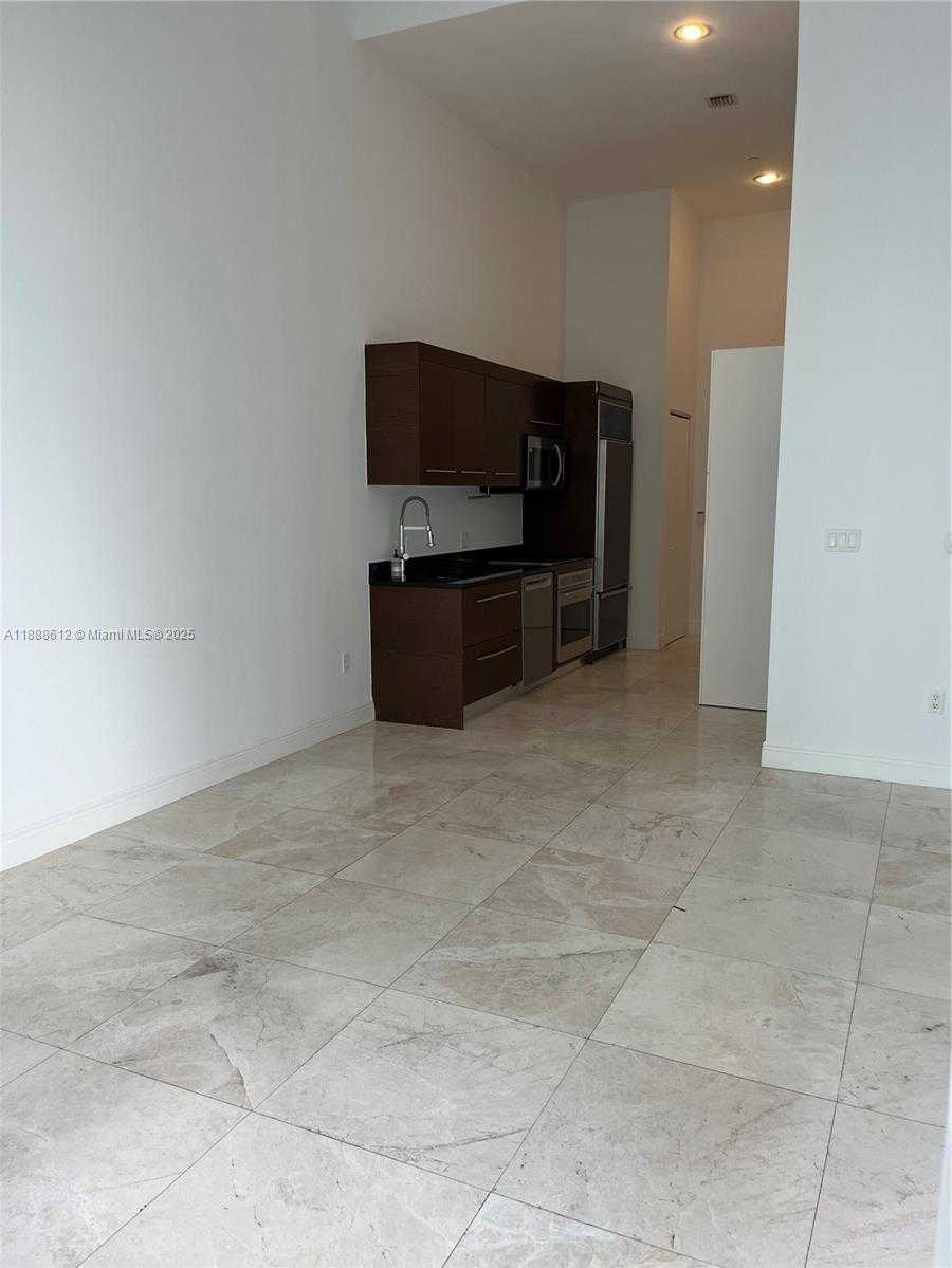 Small Image of 495 BRICKELL AVE #4106, Miami Number 6