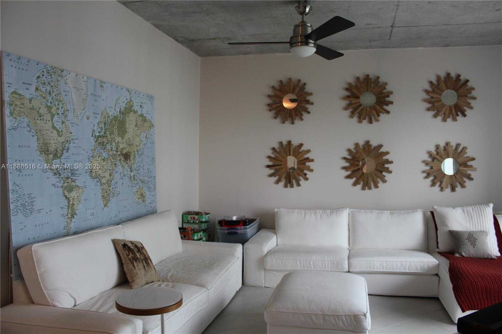 Small Image of 690 SOUTH WEST 1ST CT #2327, Miami Number 21