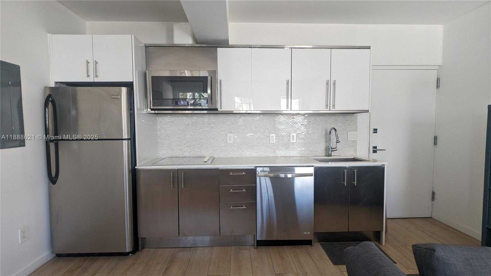 Small Image of 700 16TH ST #202, Miami Beach Number 11