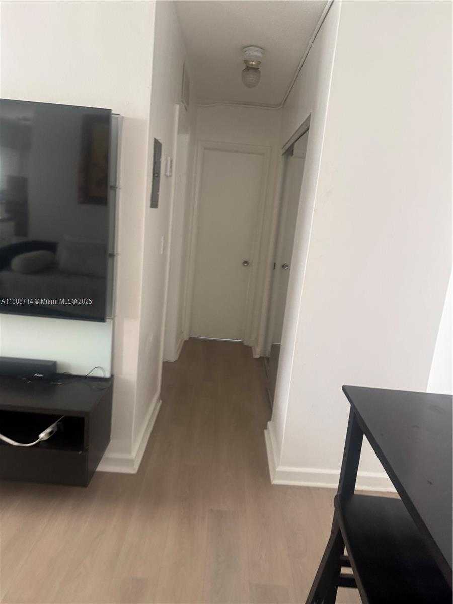 Small Image of 713 COLLINS AVE #31, Miami Beach Number 5