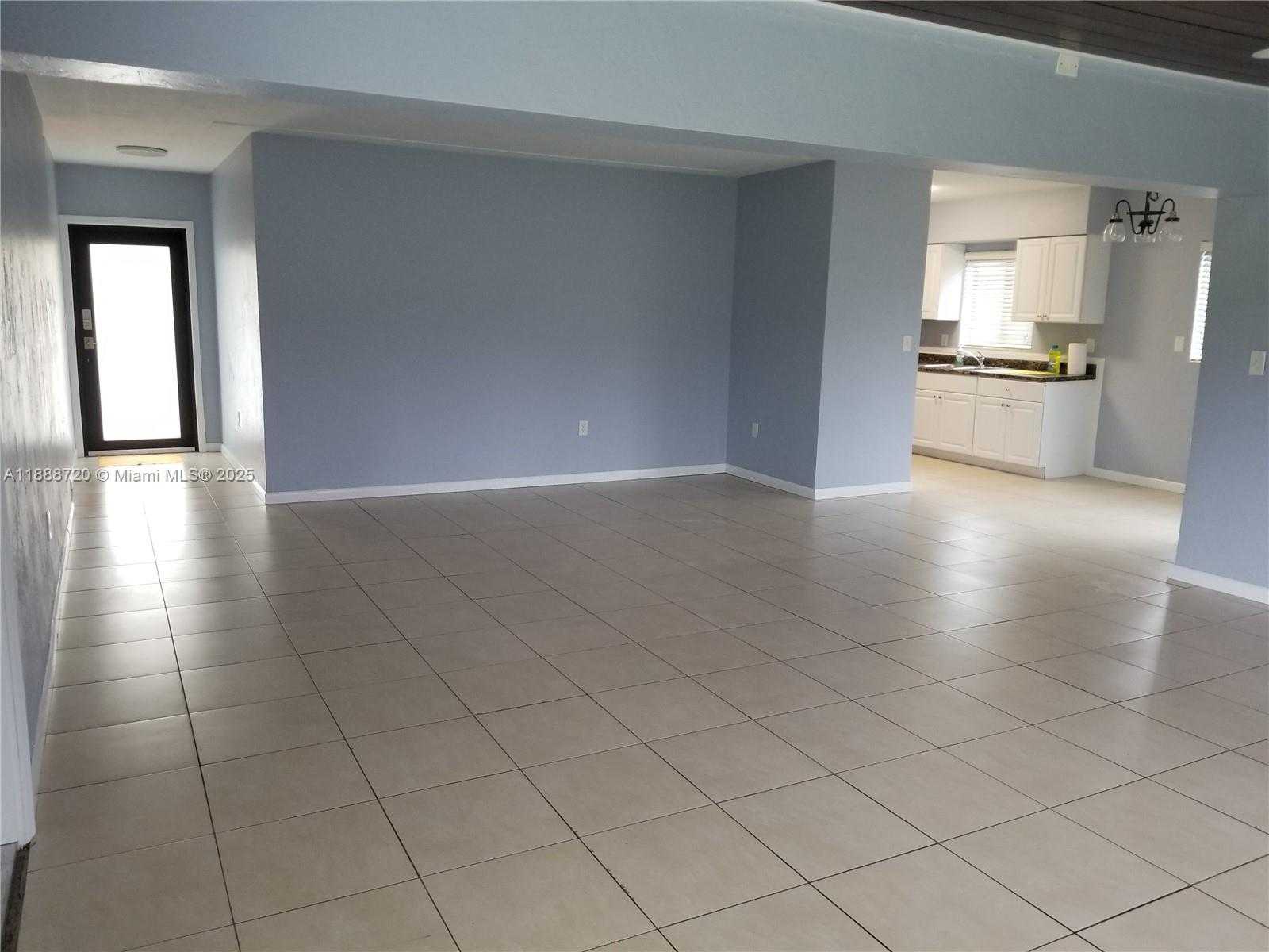 Small Image of 949 NORTH WEST 10TH ST, Homestead Number 2
