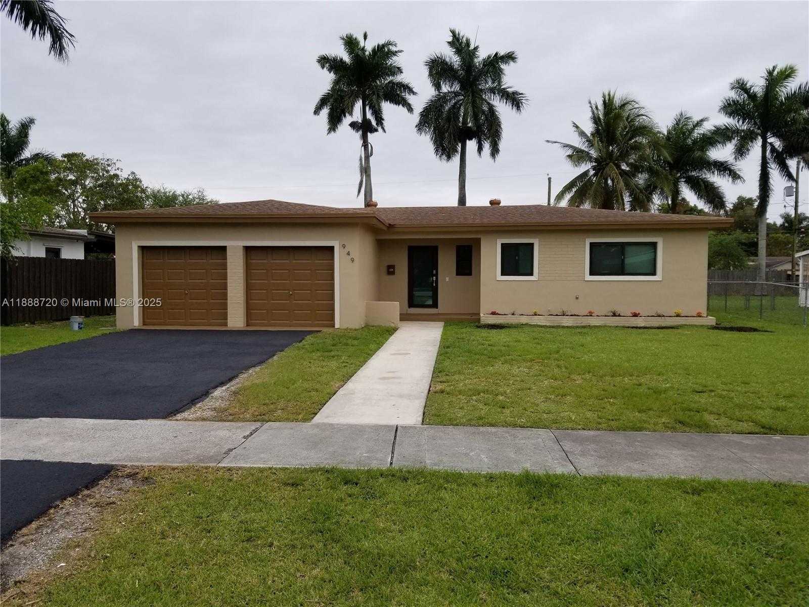 Small Image of 949 NORTH WEST 10TH ST, Homestead Number 21