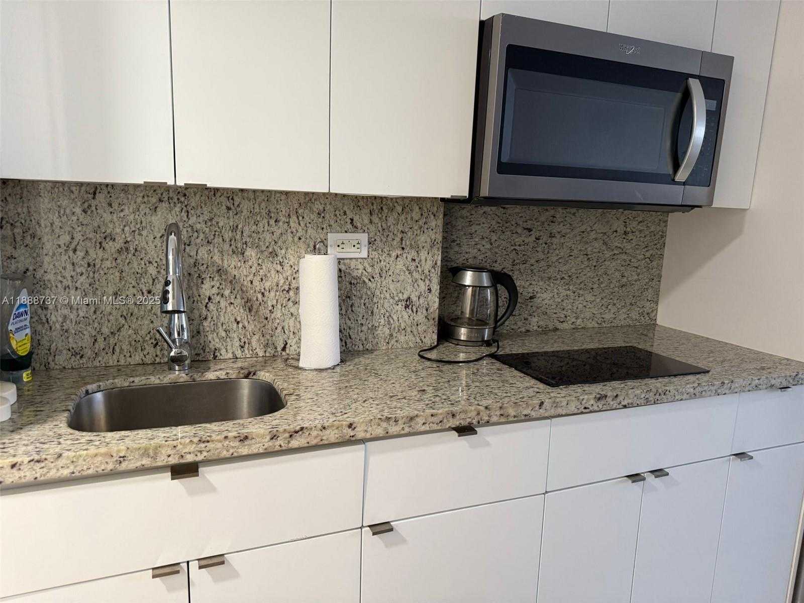 Small Image of 19201 COLLINS AVE #841, Sunny Isles Beach Number 4