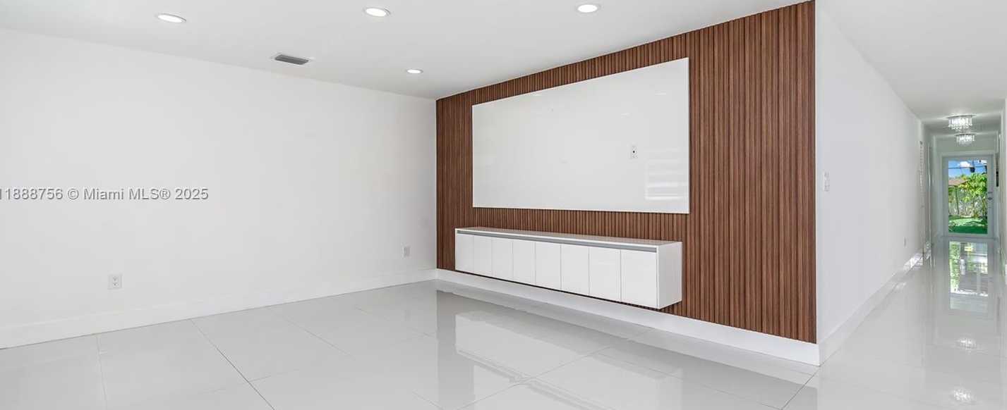 Small Image of 11981 SOUTH WEST 7TH ST, Miami Number 10
