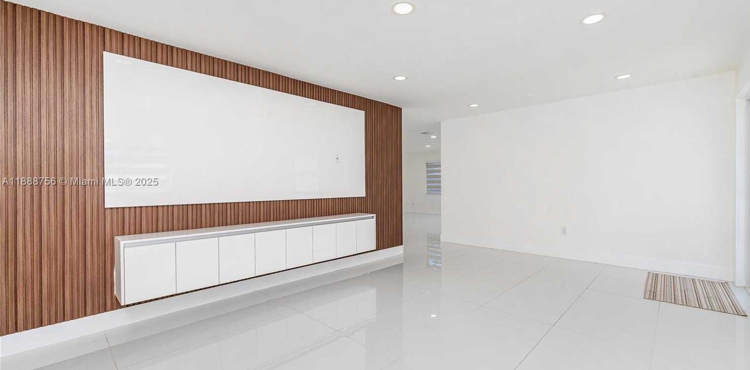 Small Image of 11981 SOUTH WEST 7TH ST, Miami Number 11