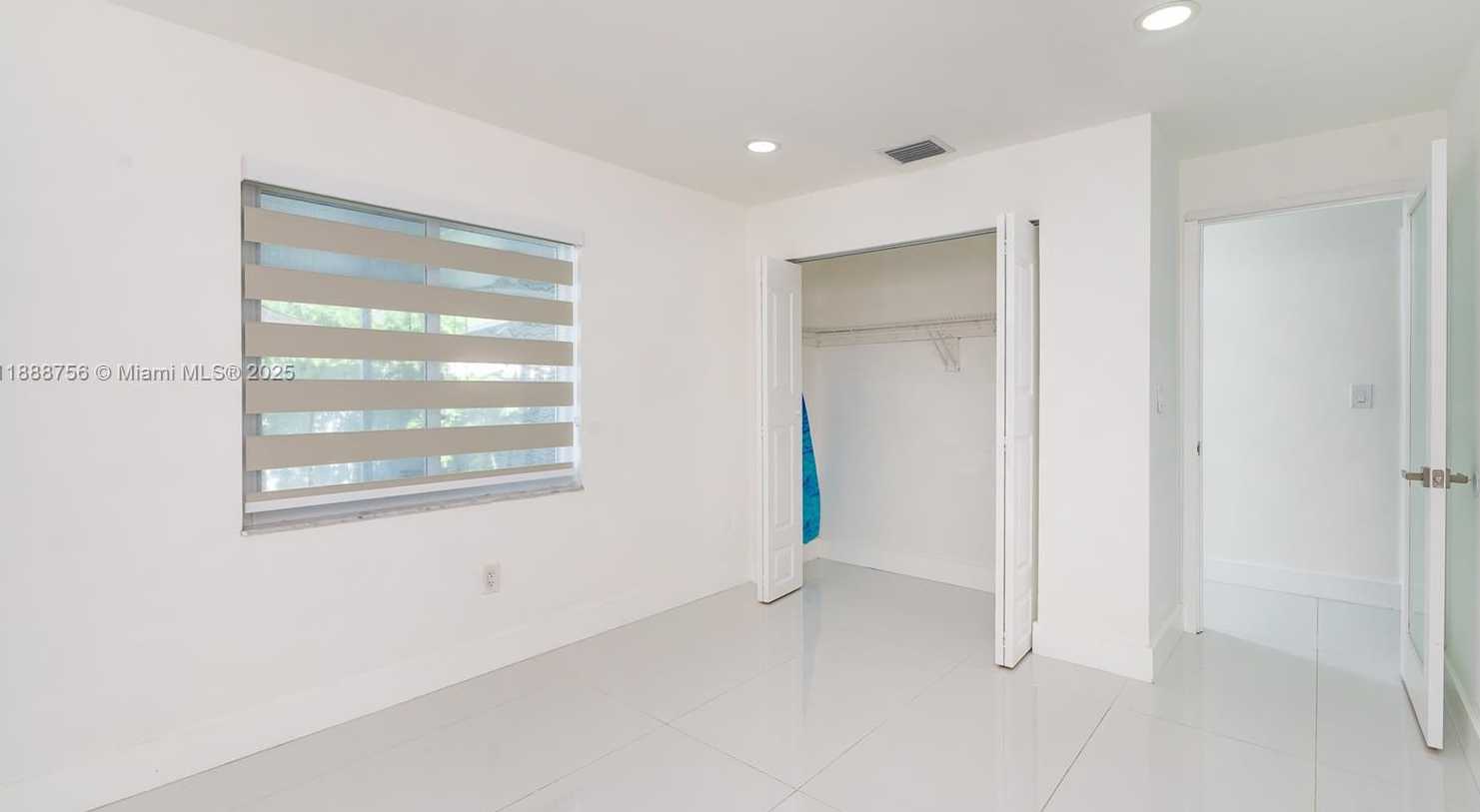 Small Image of 11981 SOUTH WEST 7TH ST, Miami Number 15