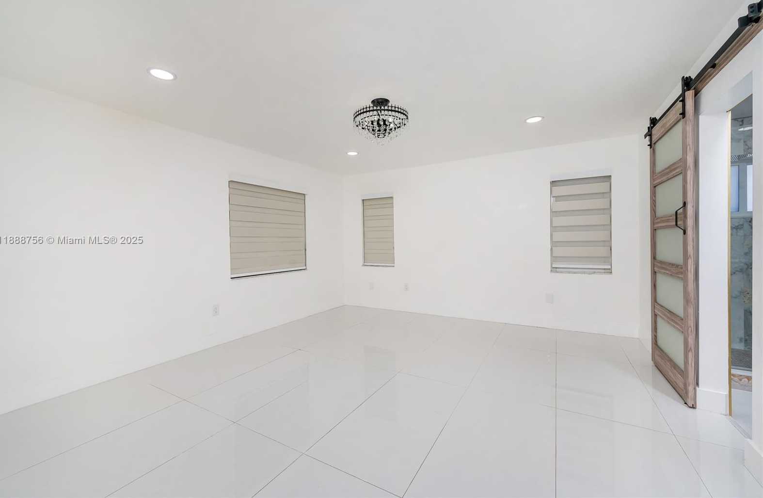 Small Image of 11981 SOUTH WEST 7TH ST, Miami Number 16