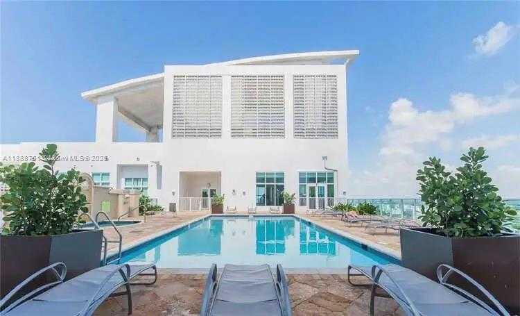 Small Image of 133 NORTH EAST 2ND AVE #917, Miami Number 17