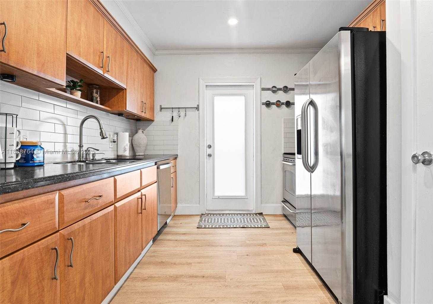 Small Image of 1636 ARTHUR ST, Hollywood Number 22