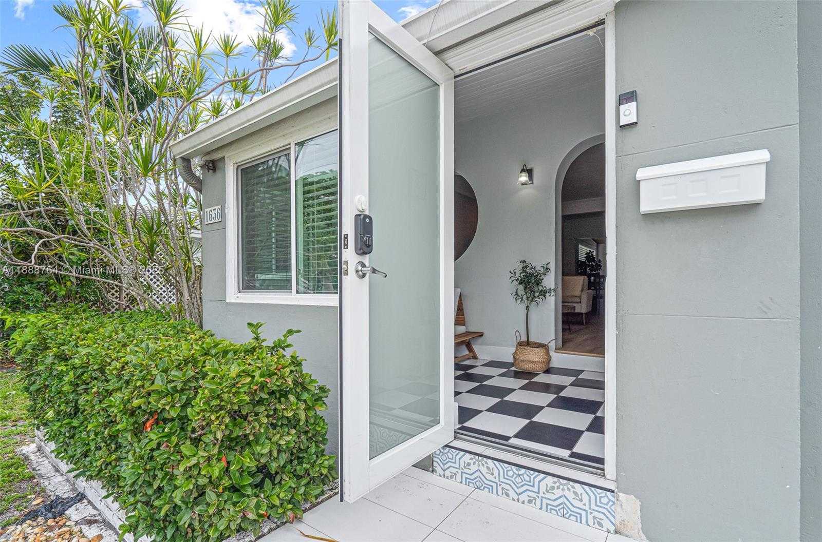 Small Image of 1636 ARTHUR ST, Hollywood Number 35