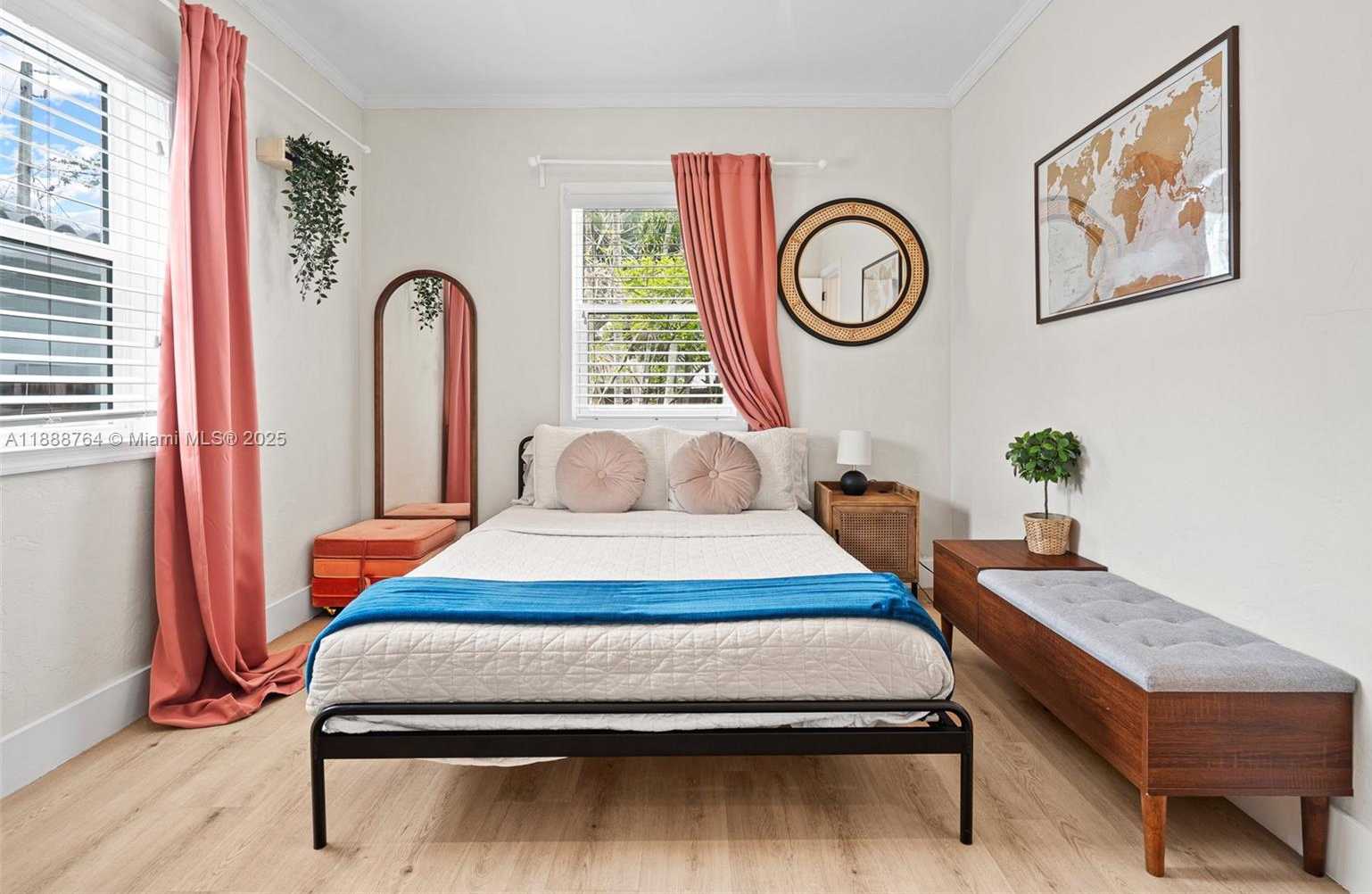 Small Image of 1636 ARTHUR ST, Hollywood Number 7
