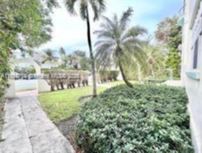 Small Image of 1027 EUCLID AVE #5, Miami Beach Number 2