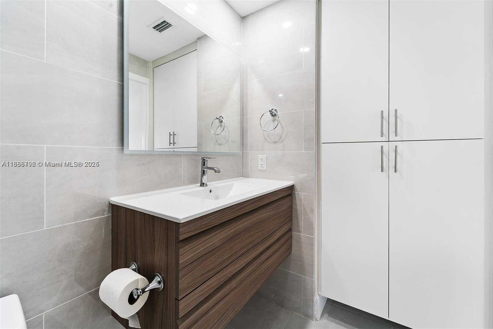 Small Image of 555 SOUTH WEST 51ST AVE, Miami Number 14