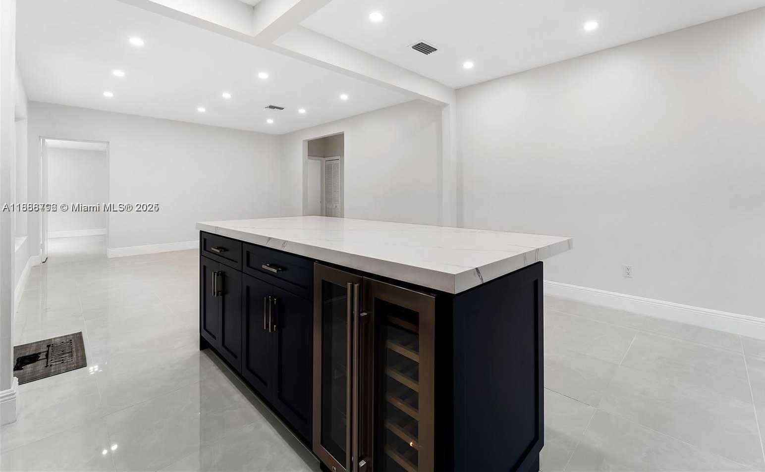 Small Image of 555 SOUTH WEST 51ST AVE, Miami Number 4