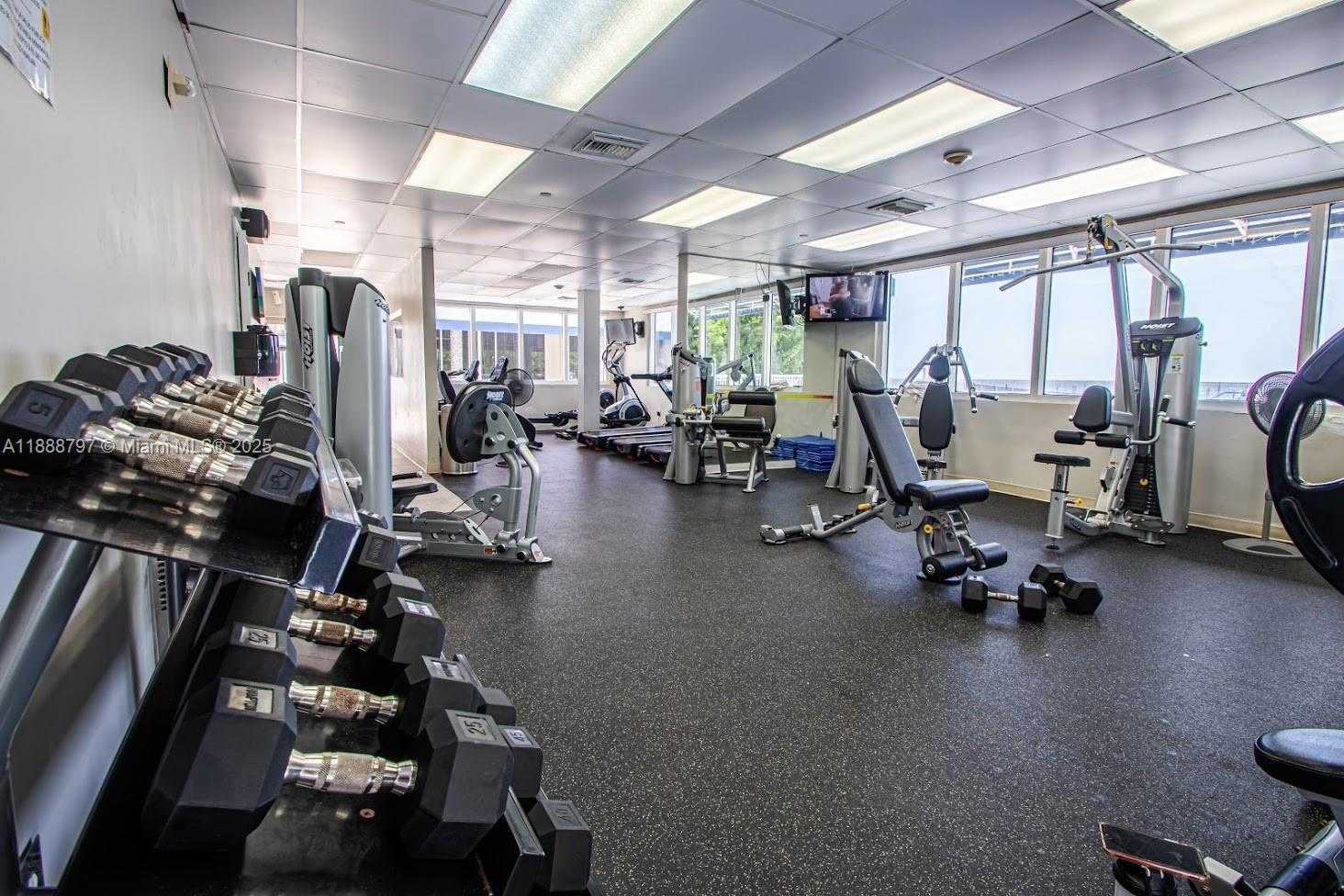 Small Image of 19201 COLLINS AVE #620, Sunny Isles Beach Number 10