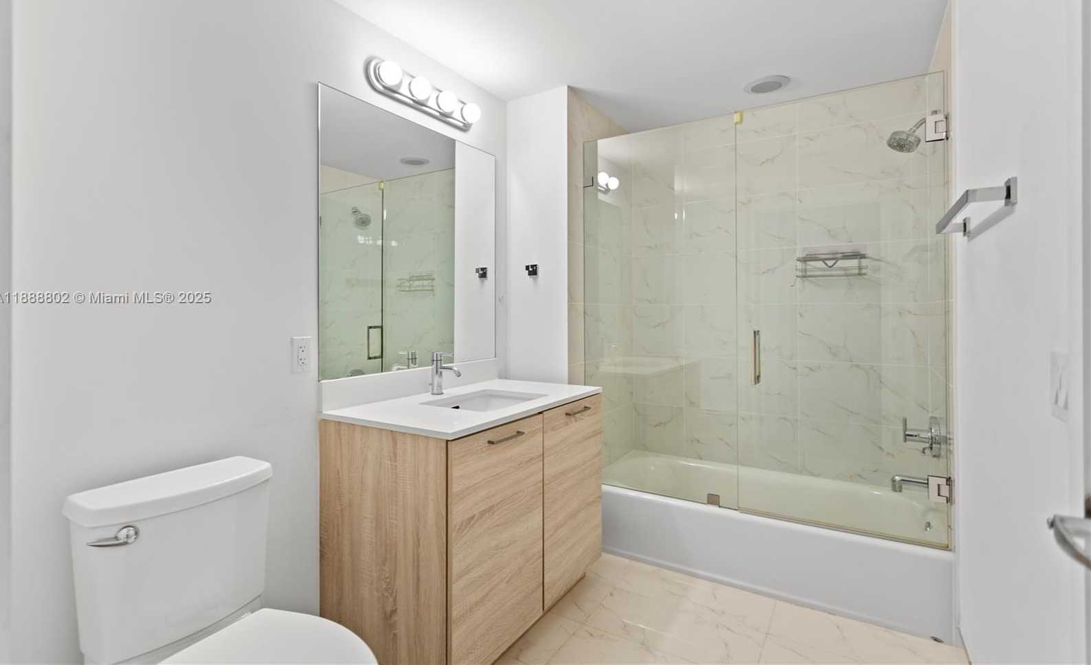 Small Image of 16385 BISCAYNE BLVD #1918, North Miami Beach Number 13