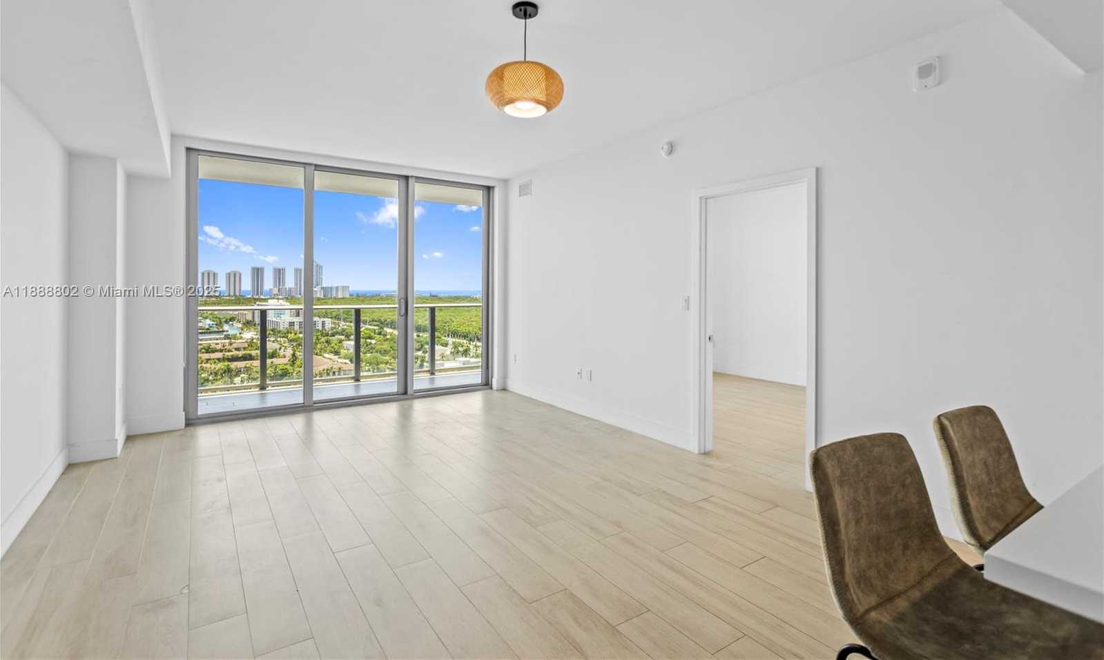 Small Image of 16385 BISCAYNE BLVD #1918, North Miami Beach Number 21