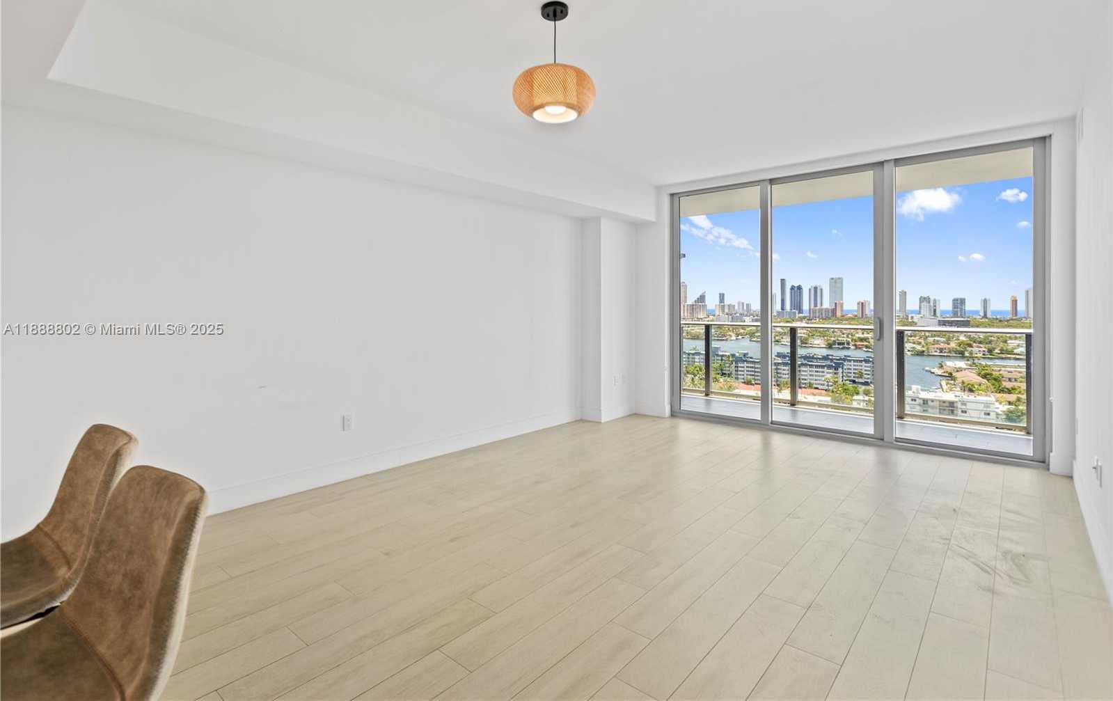 Small Image of 16385 BISCAYNE BLVD #1918, North Miami Beach Number 22