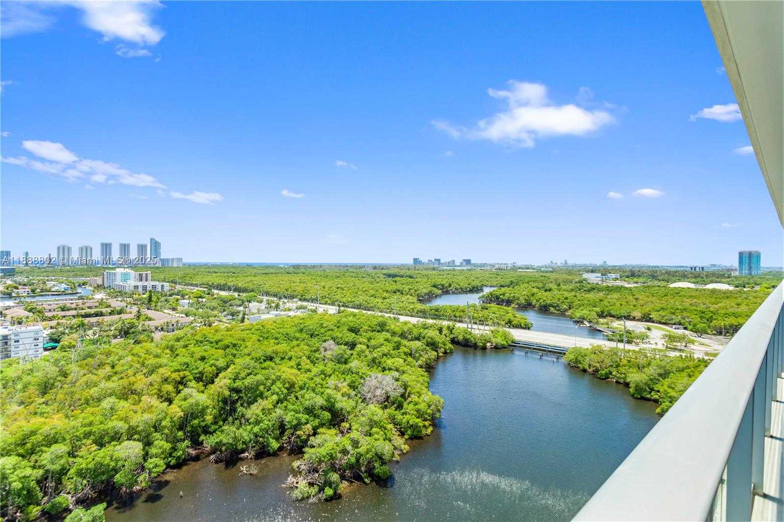 Small Image of 16385 BISCAYNE BLVD #1918, North Miami Beach Number 30