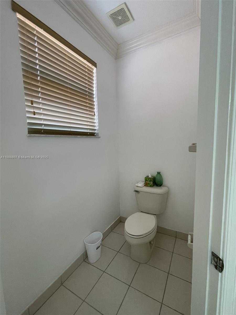 Small Image of 3725 NORTH EAST 10TH ST, Homestead Number 15