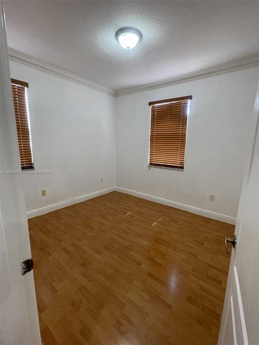 Small Image of 3725 NORTH EAST 10TH ST, Homestead Number 16