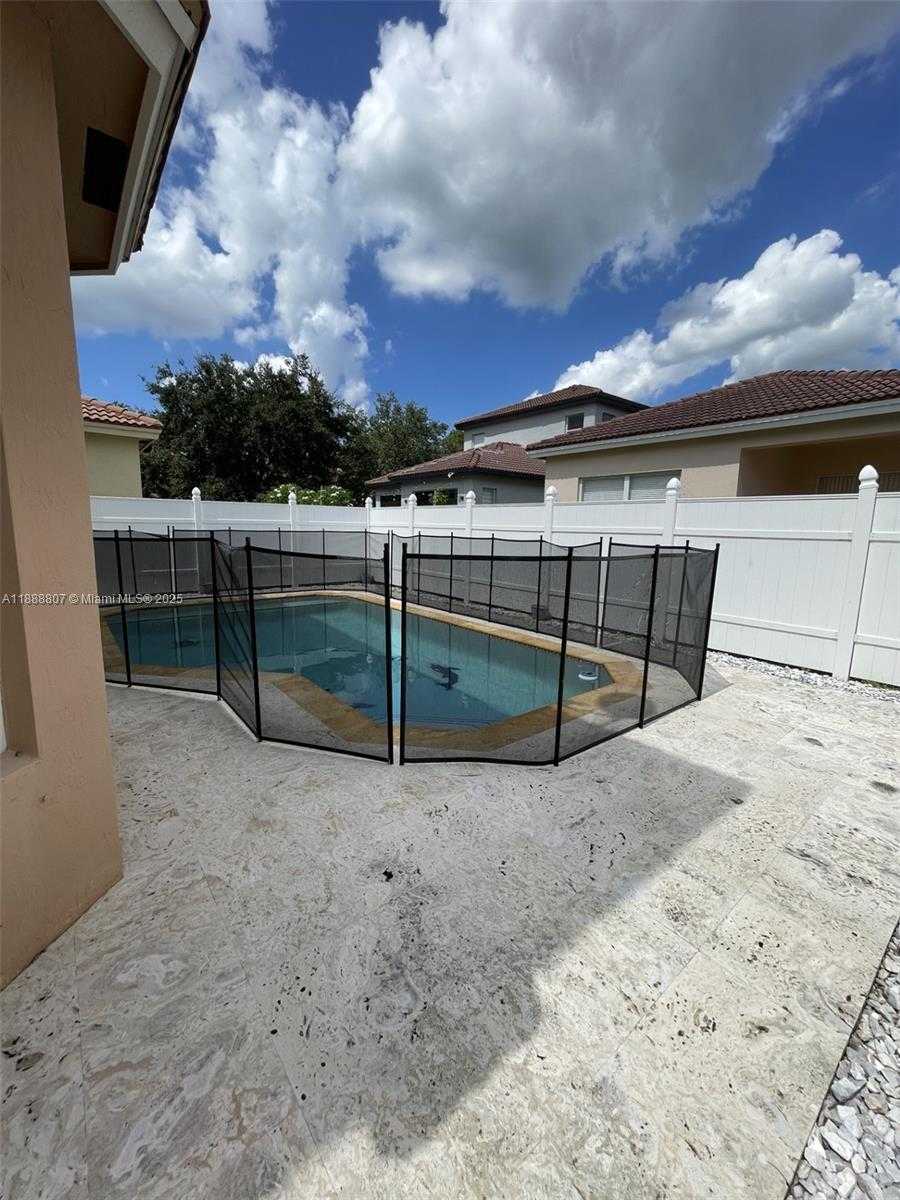 Small Image of 3725 NORTH EAST 10TH ST, Homestead Number 22