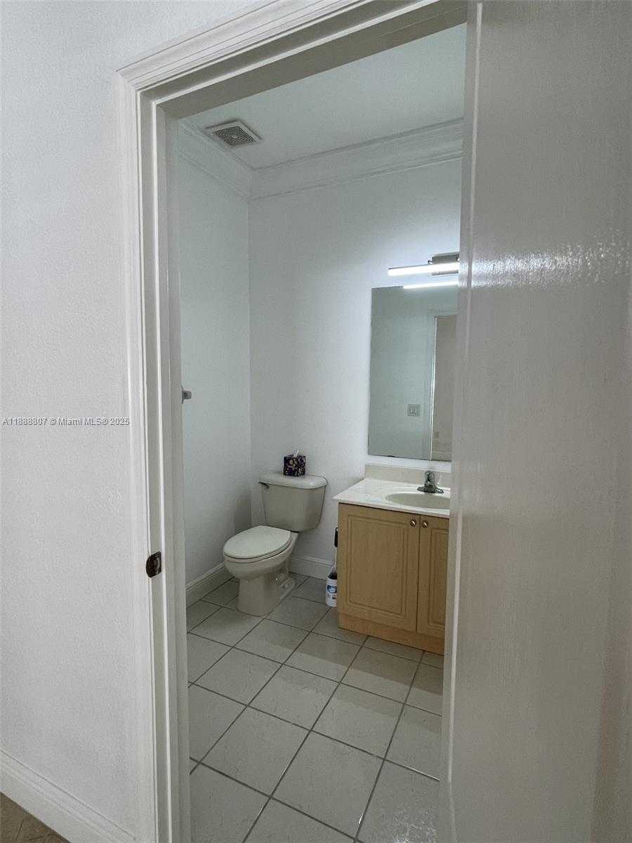 Small Image of 3725 NORTH EAST 10TH ST, Homestead Number 9