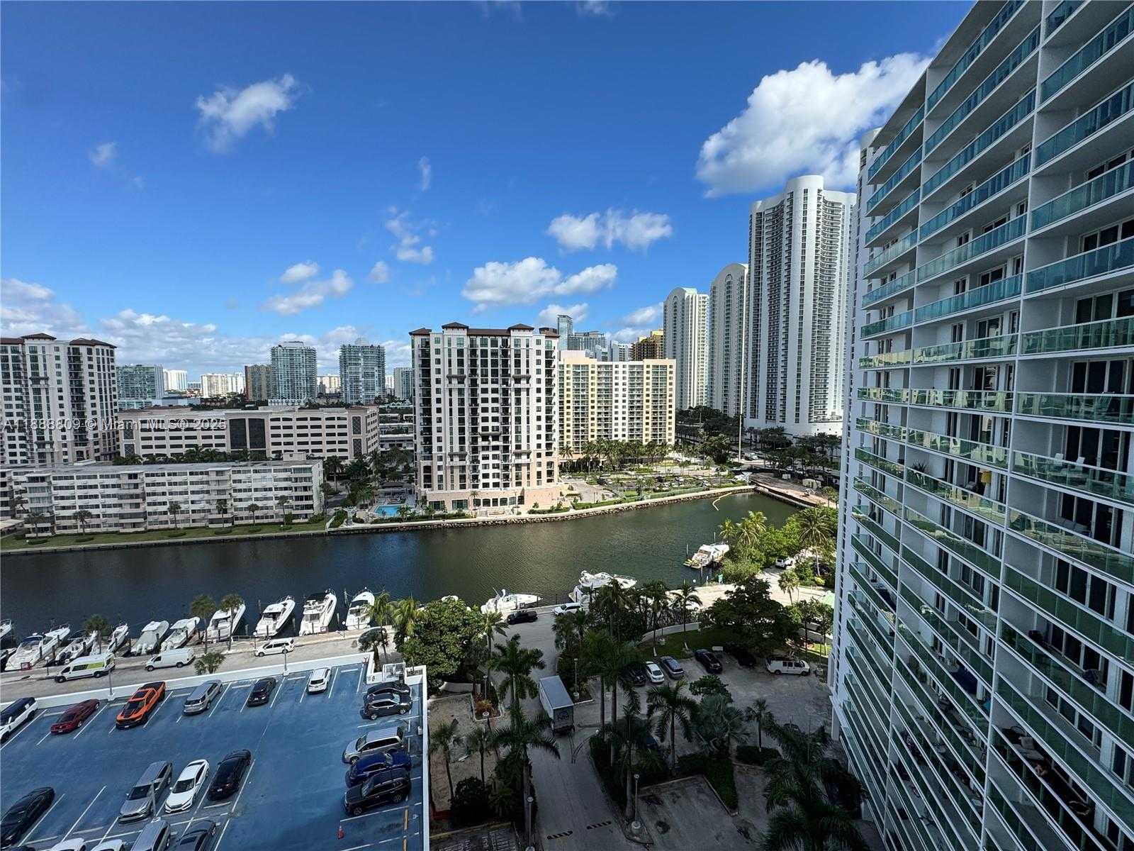 Small Image of 100 BAYVIEW DR #1530, Sunny Isles Beach Number 35