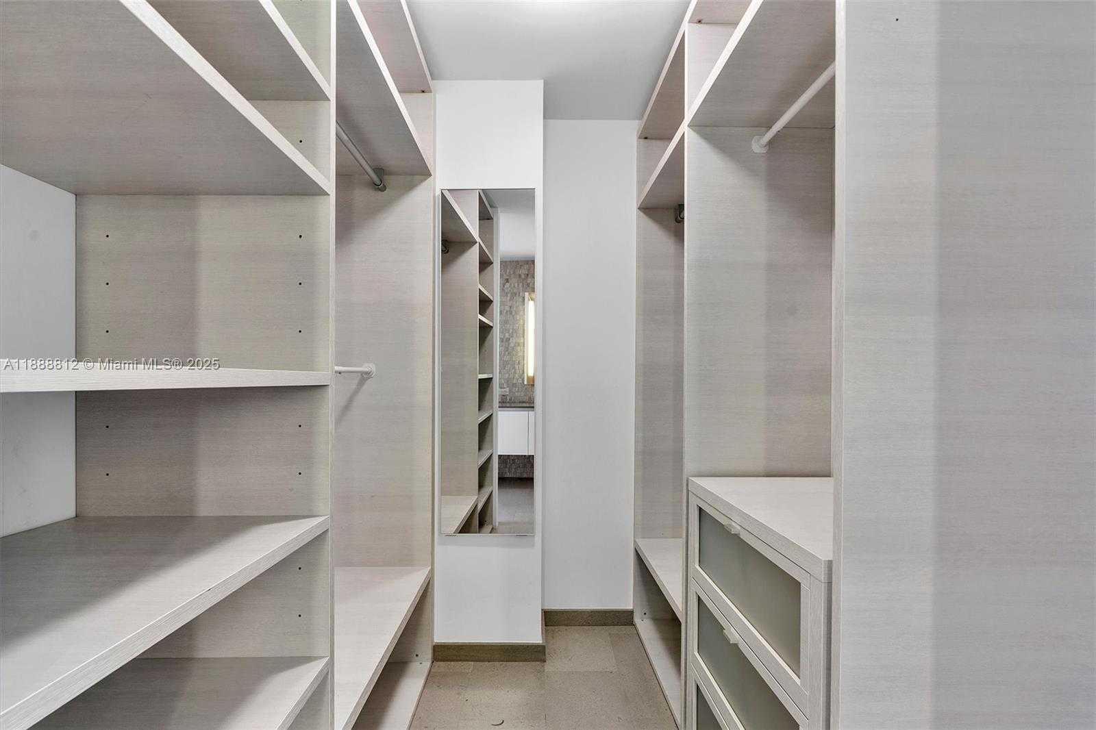 Small Image of 88 SOUTH WEST 7TH ST #1007, Miami Number 21