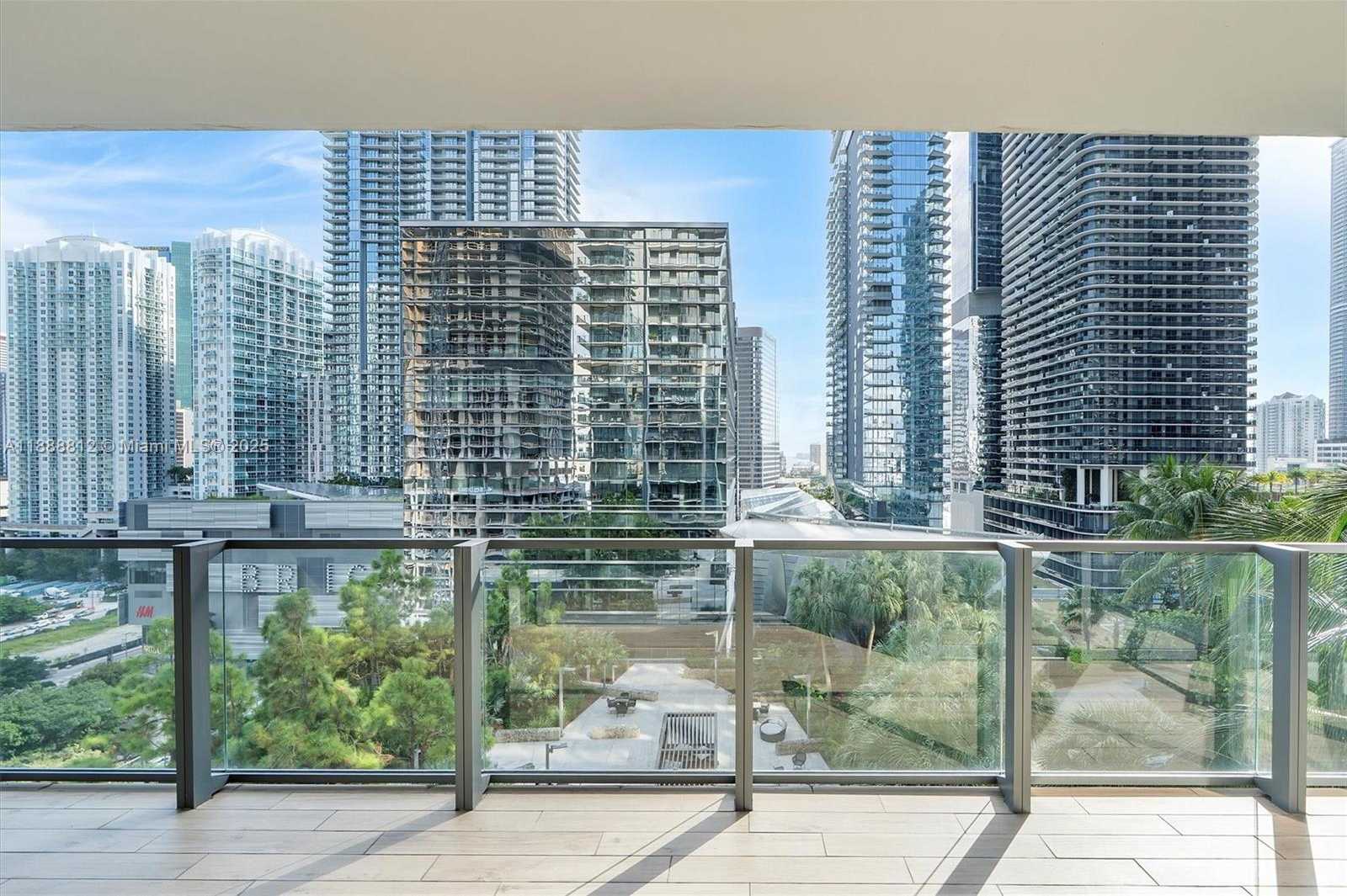 Small Image of 88 SOUTH WEST 7TH ST #1007, Miami Number 25