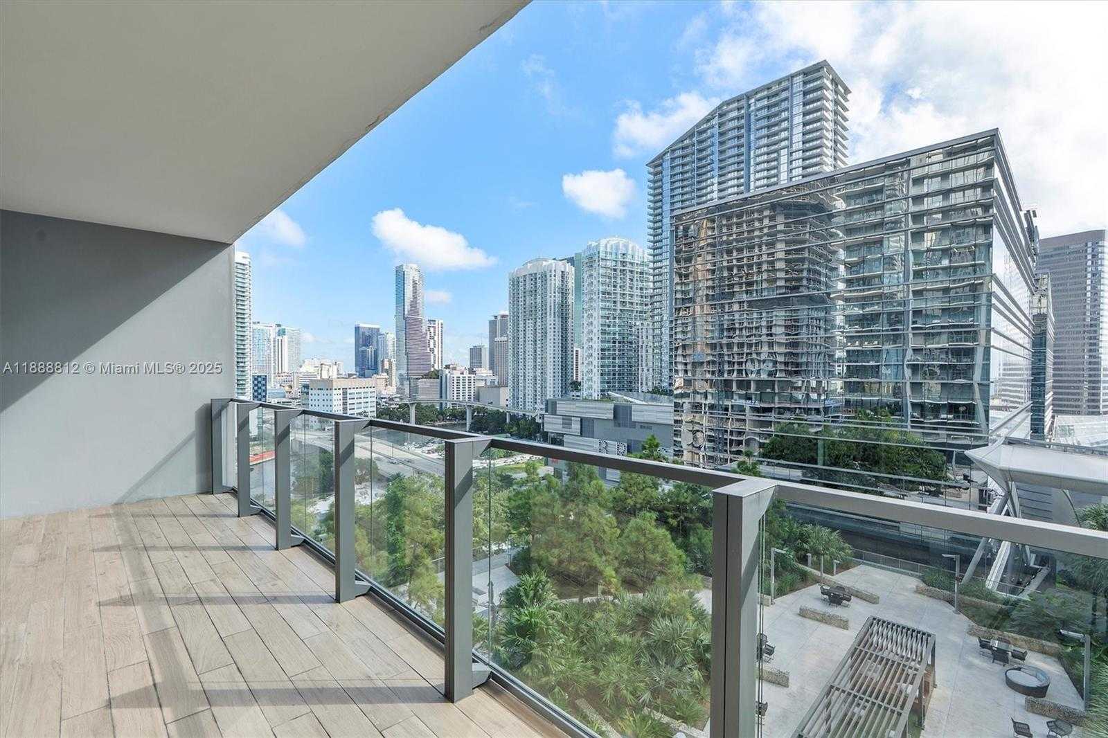 Small Image of 88 SOUTH WEST 7TH ST #1007, Miami Number 29