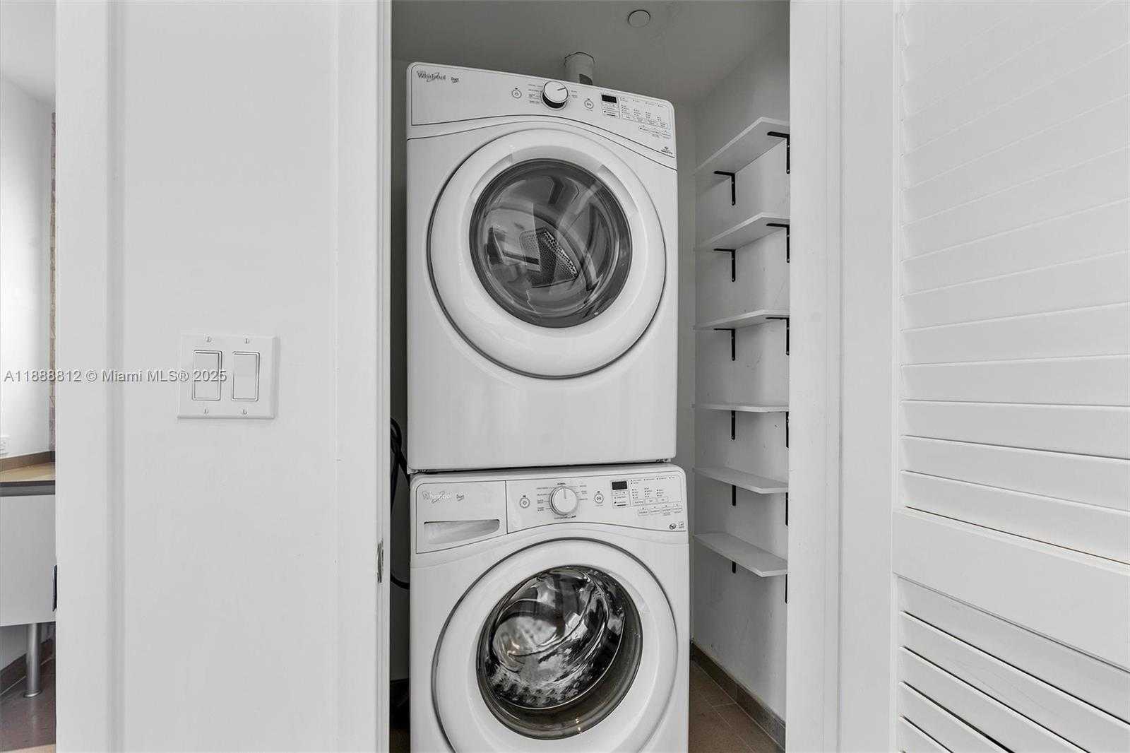 Small Image of 88 SOUTH WEST 7TH ST #1007, Miami Number 33