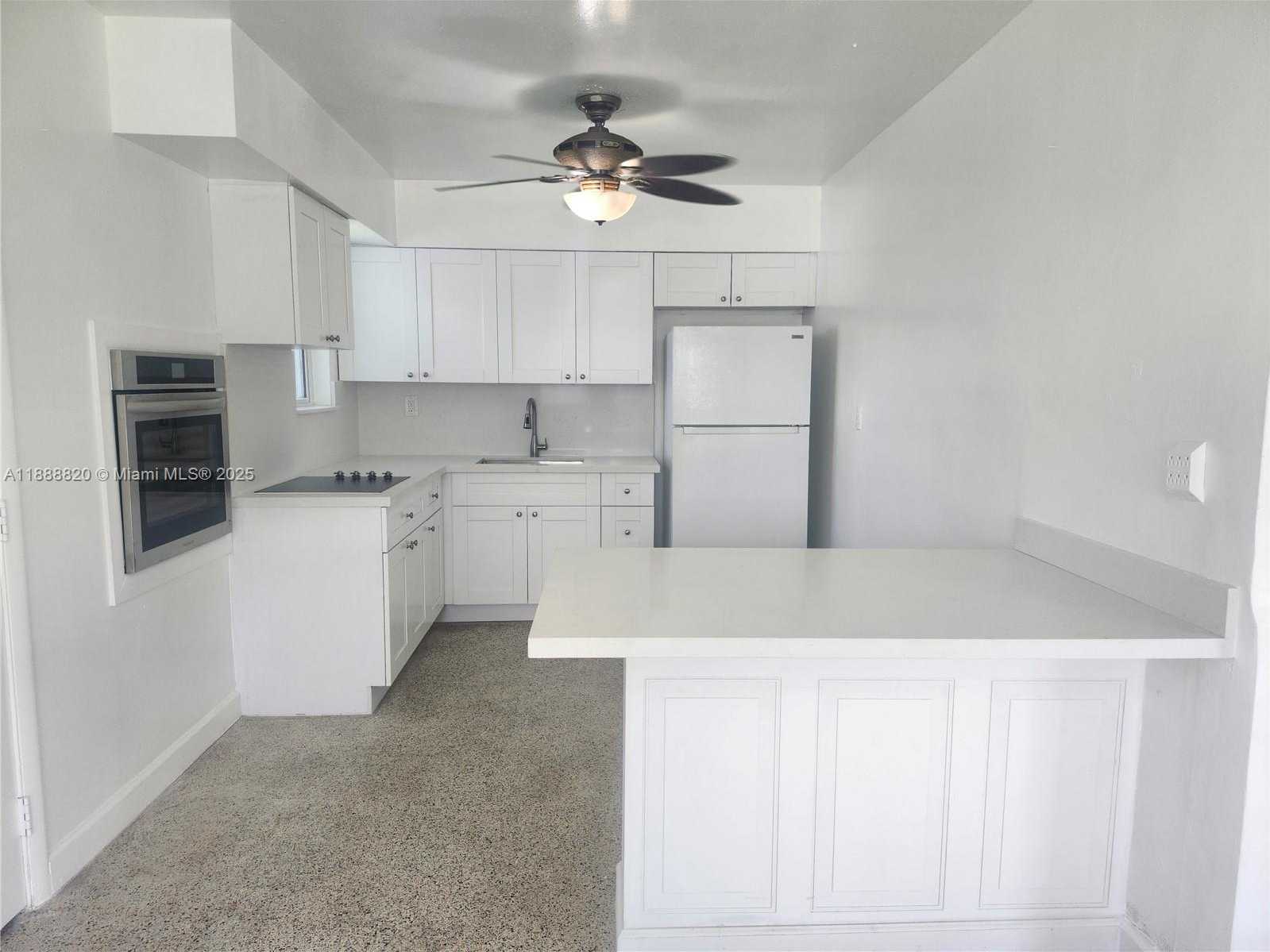 Small Image of 3245 SOUTH WEST 88TH CT, Miami Number 15