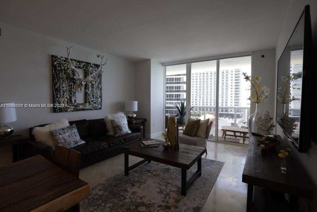 Small Image of 1830 SOUTH OCEAN DR #2011, Hallandale Beach Number 10